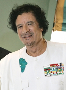 En Libia, el rey Idris es derrocado por una revolución y asume el poder Muammar al-Gaddafi