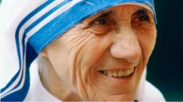 Teresa de Calcuta: ejemplo de caridad y solidaridad