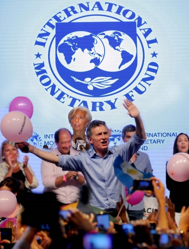 Las nuevas relaciones carnales de Macri con el FMI