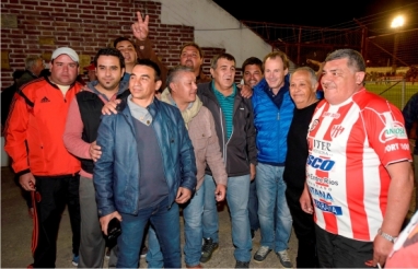 Gustavo Bordet ratificó el respaldo del gobierno a las instituciones deportivas y destacó la labor de los clubes