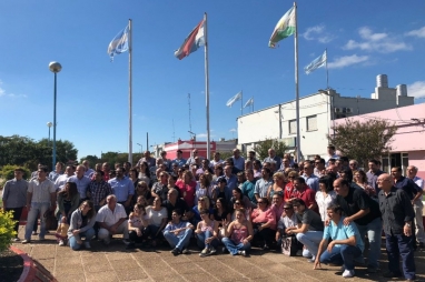 La corriente Illia busca exhibir una imagen de fortaleza interna