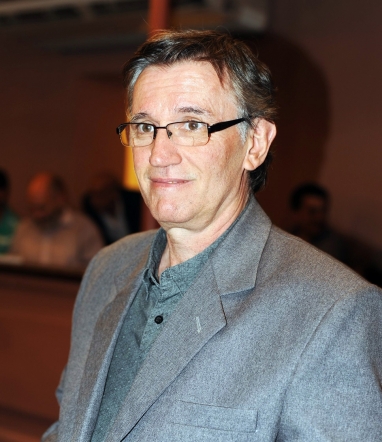 Néstor Loggio: “Los fanáticos del libre mercado y del neoliberalismo buscan al Estado cuando les conviene”