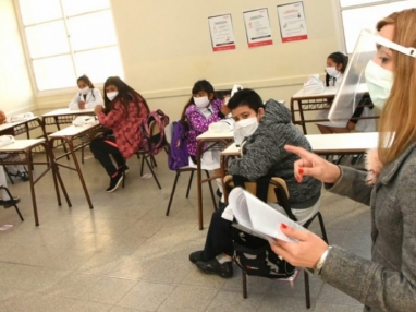 Las clases presenciales en Entre Ríos serán a horario completo tras las vacaciones de invierno