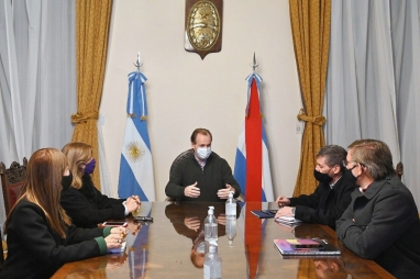 Gustavo Bordet analizó con sus ministros la situación sanitaria de la provincia