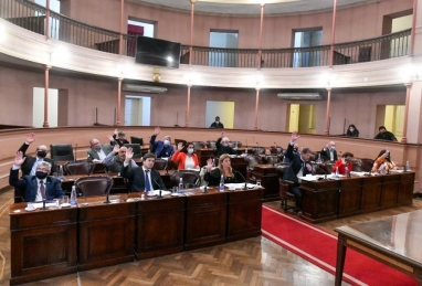 Se aprobó la posibilidad de realizar sesiones en diferentes departamentos de la provincia