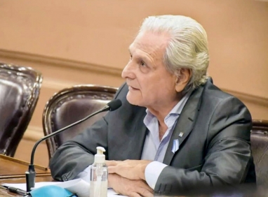 Julio Solanas le reclamó autocrítica a la dirigencia y cuestionó a Javier Milei